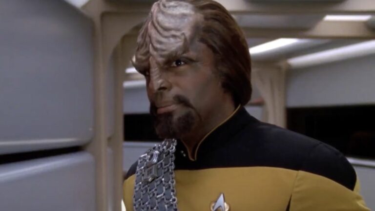 "Il en valait la peine" : Michael Dorn de Star Trek partage le moment où il a finalement réalisé que les fans répondaient à Worf
