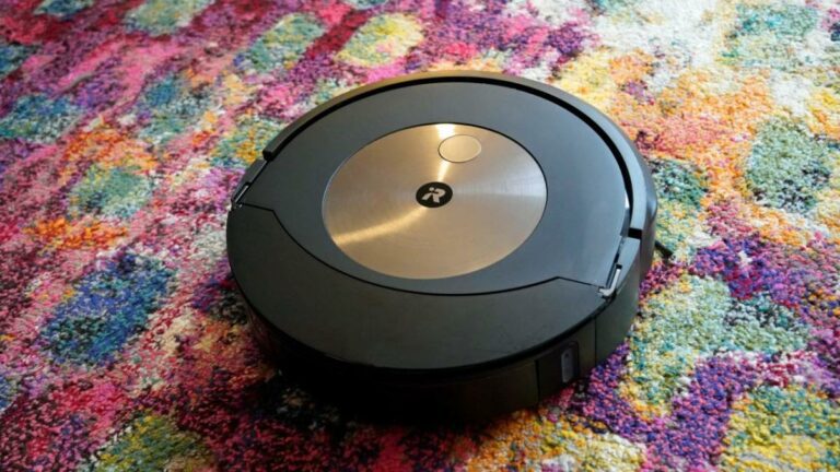 Le robot aspirateur et vadrouille Roomba Combo j9+ d’iRobot est à 600 $ de réduction pour Prime Day