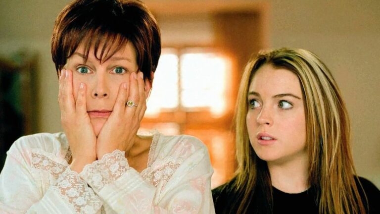 Lindsay Lohan and Jamie Lee Curtis in Freaky Friday.