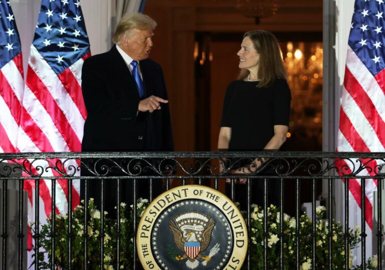 Amy Coney Barrett, un atout majeur pour les juges libéraux selon un expert de la Cour suprême