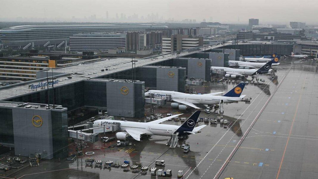 Célébration du centenaire de l'aéroport de Francfort : Un siècle dans les cieux