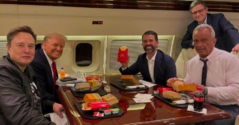 Donald Trump et Don Jr. soupçonnés de retenir RFK Jr. 'en otage' lors d'un repas chez McDonald's dans un jet privé : Était-ce de l'intimidation ?