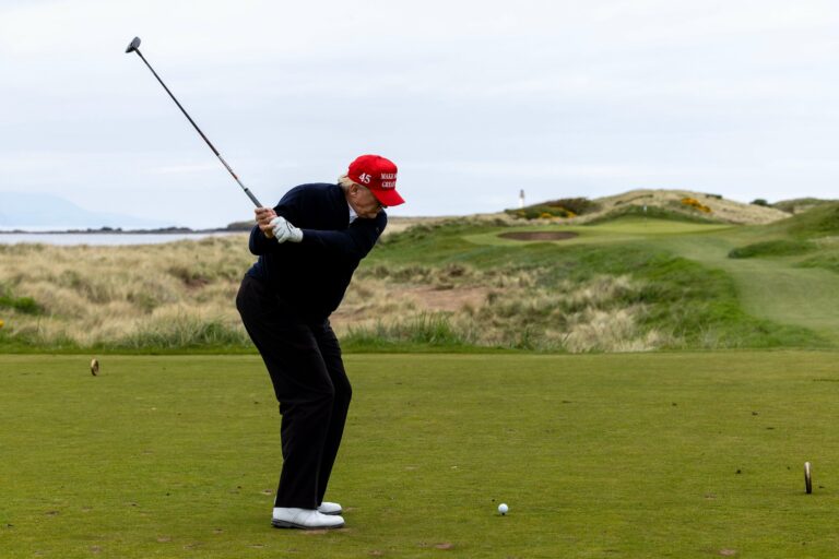 Trump et le golf : Le président sud-coréen relance une passion oubliée sur le green.