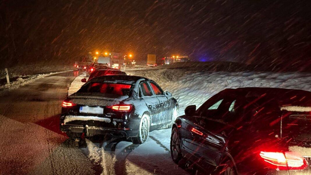 Bavière et Bade-Wurtemberg : Accidents causés par une chute de neige abondante dans le sud