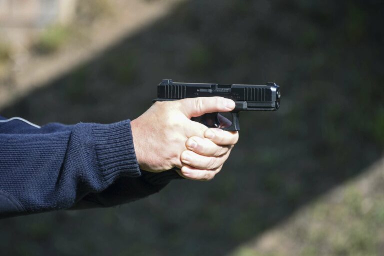 Glock sous pression : Les États envisagent d'interdire la commercialisation de l'arme prisée