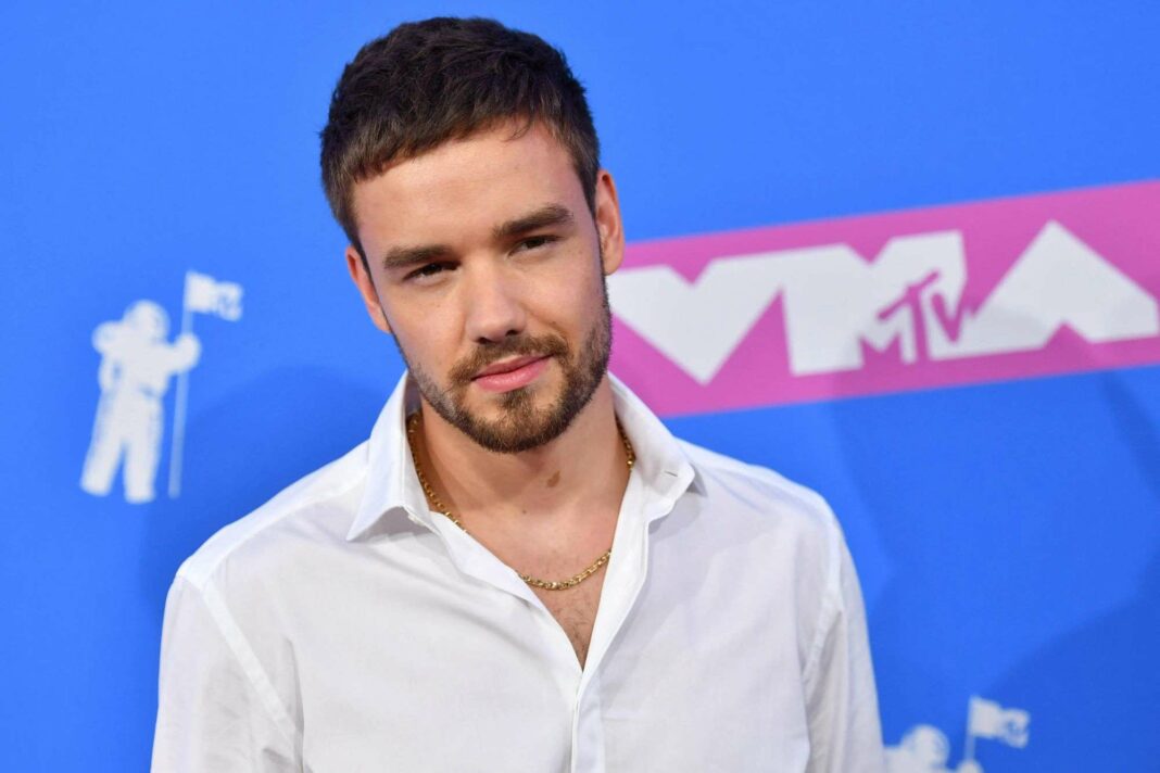 Liam Payne dévoile sur WhatsApp que la star de 1D a été victime d'un dealer de cocaïne à DEUX REPRISES avant sa mort tragique, cinq personnes mises en cause.