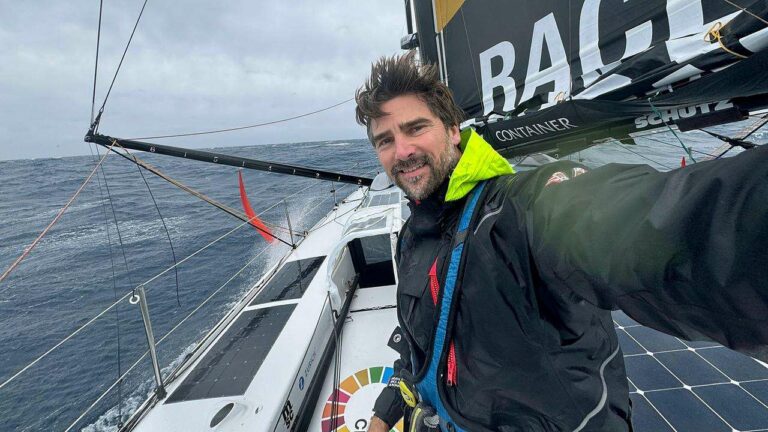 Navigation : Herrmann "en compagnie" lors du Vendée Globe, retour prévu en 2025